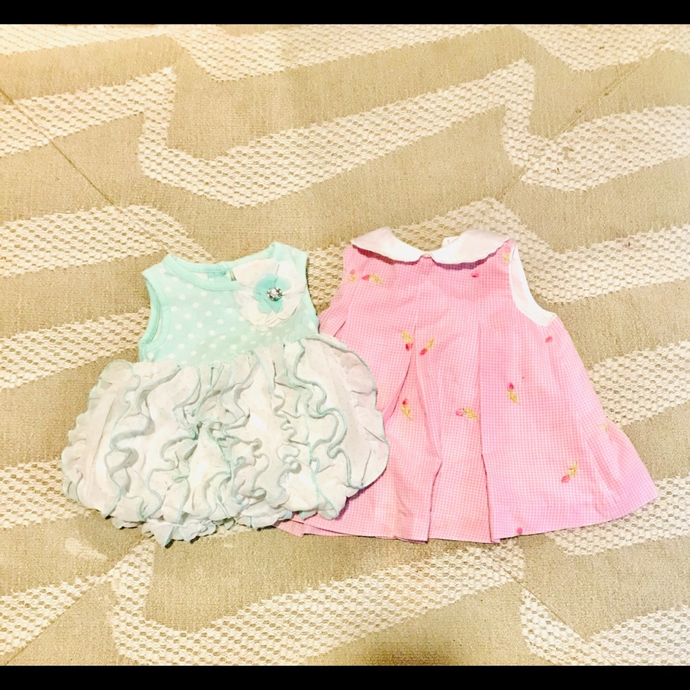 Adorable newborn girl dresses. Perfect Condition